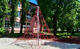 Ho Kozarac igralište piramida osnovna škola